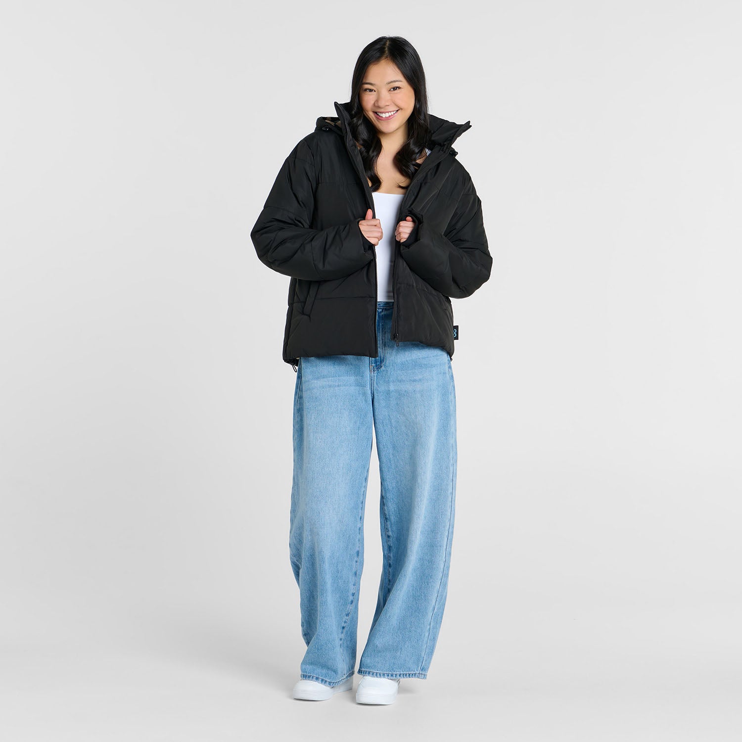 size: Ailene is 178cm wearing a size S/M