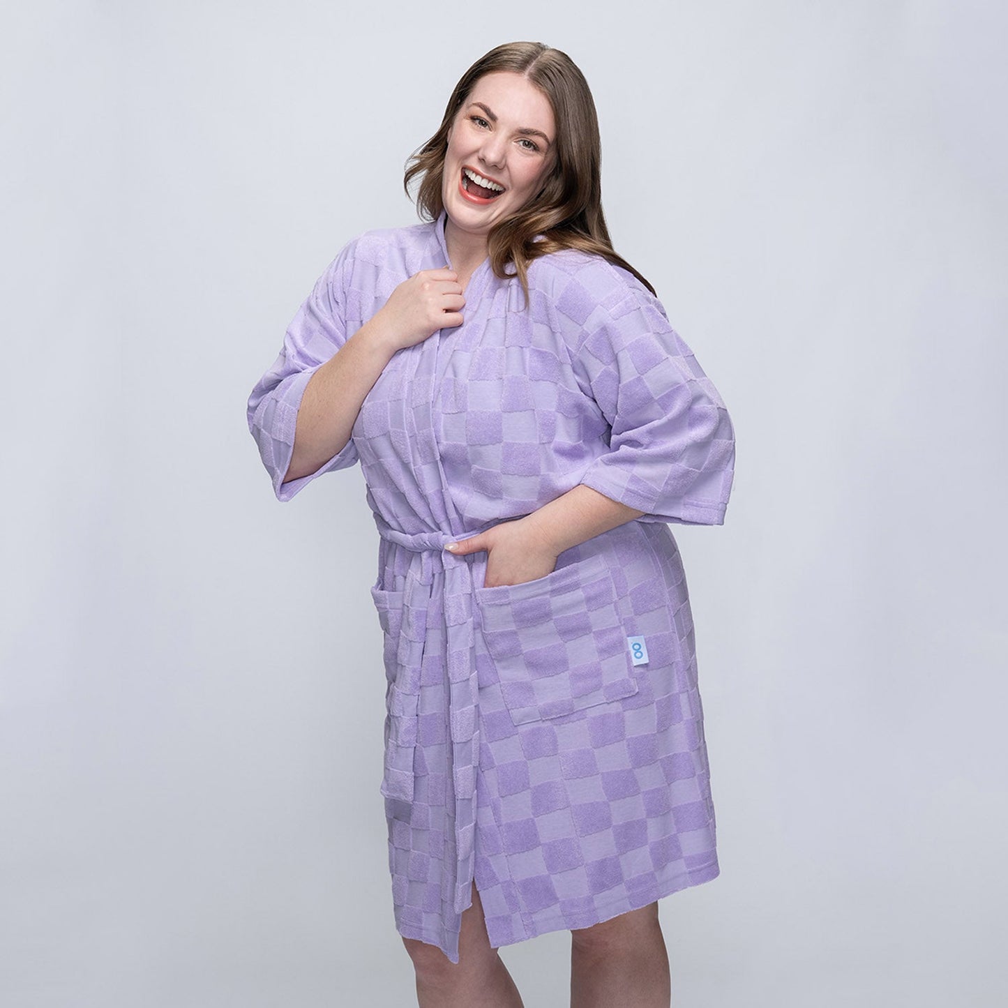 size: Tayla is 169cm wearing a size L/XL
