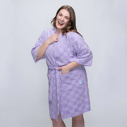 size: Tayla is 169cm wearing a size L/XL
