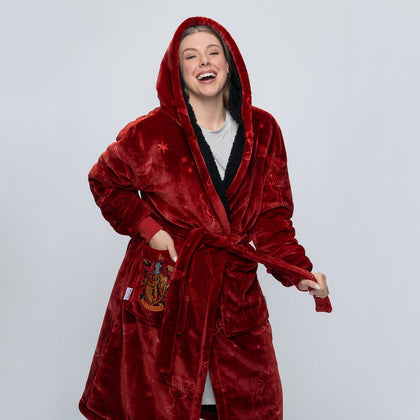 size: Mackenzie is 170cm wearing a size S/M