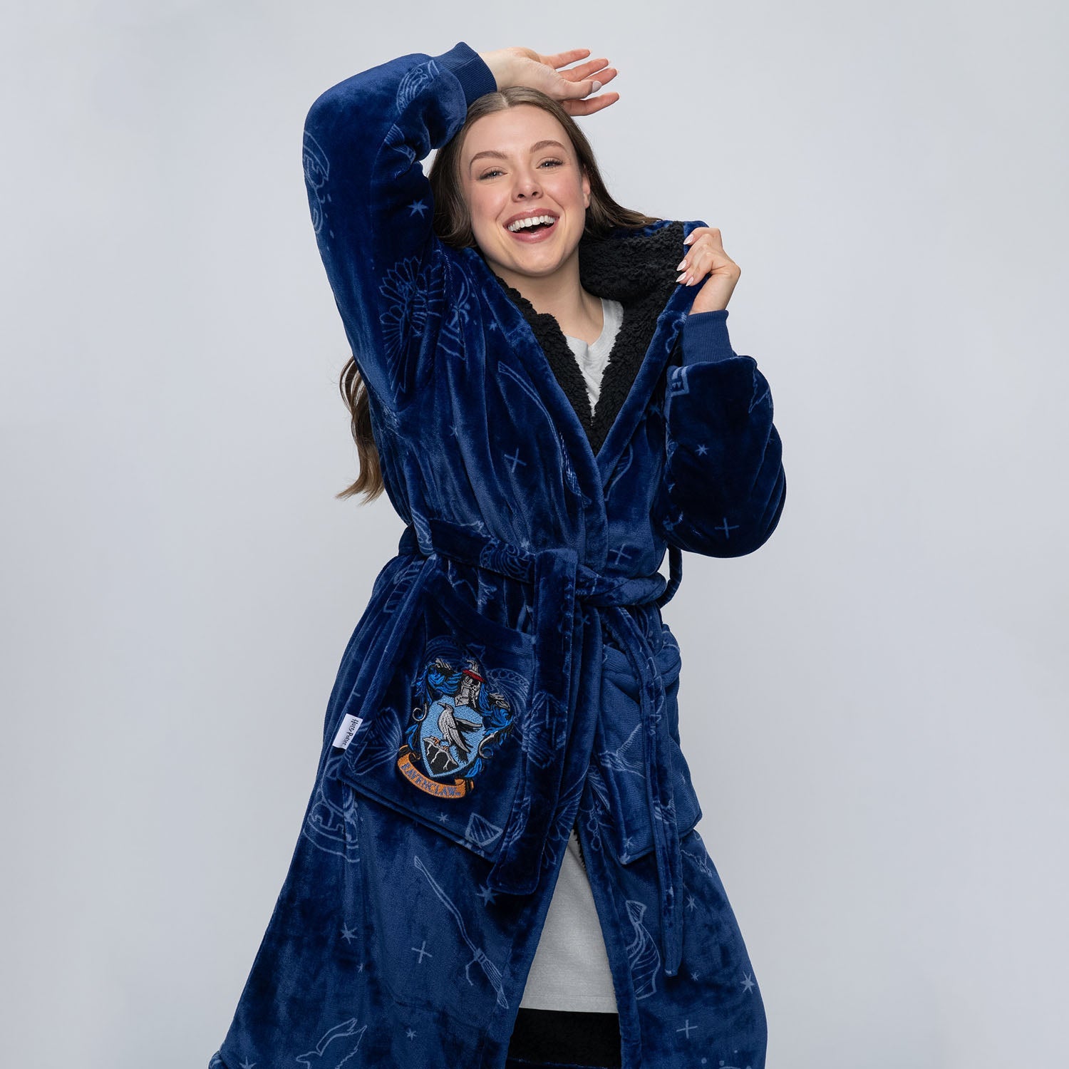 size: Mackenzie is 170cm wearing a size S/M
