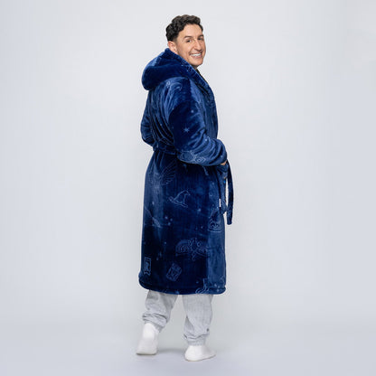 size: Imran is 173cm wearing a size L/XL