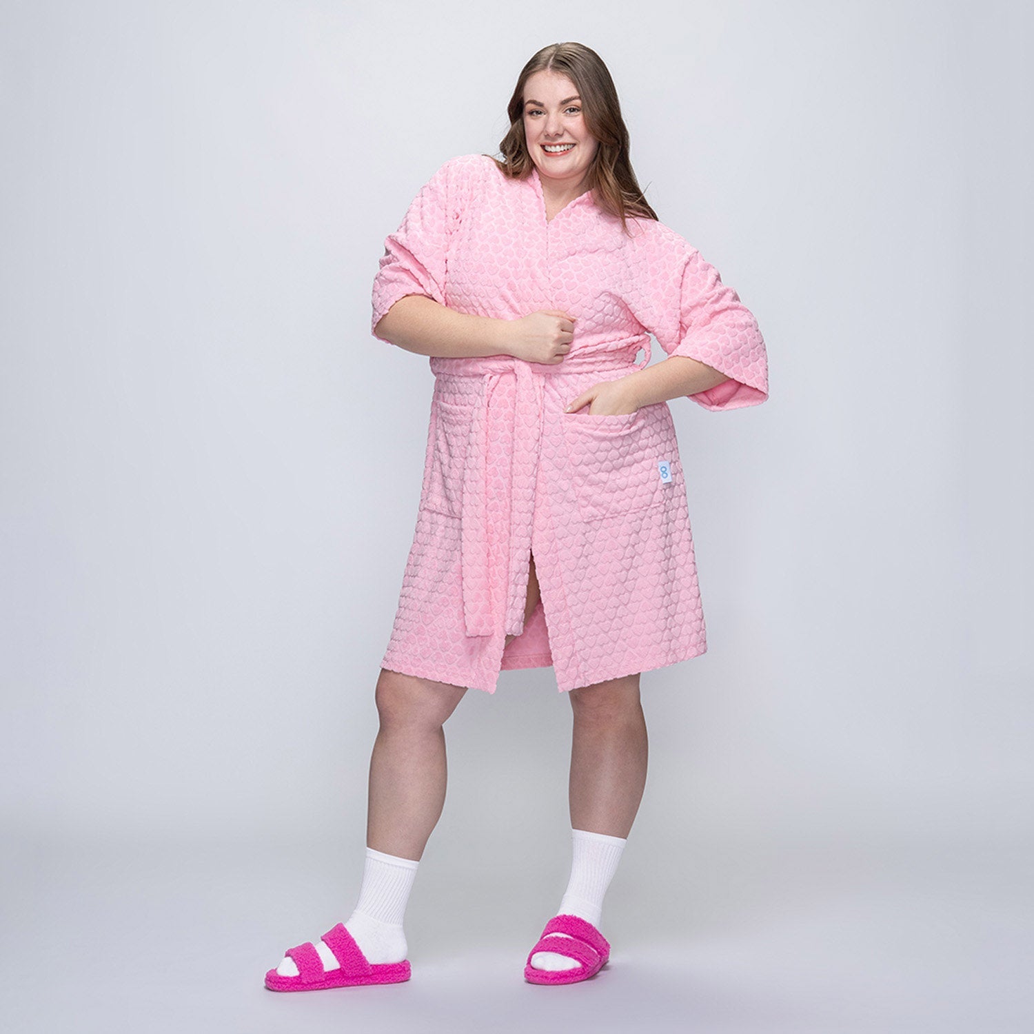 size: Tayla is 169cm wearing a size L/XL