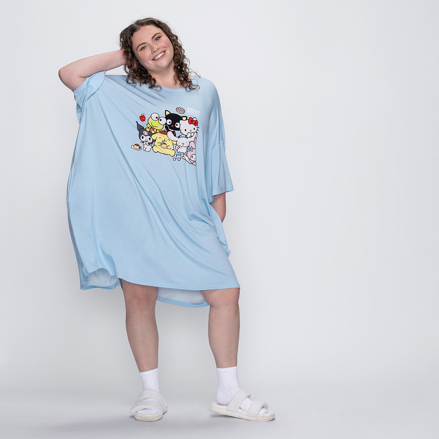 size: Finty is 169cm wearing a size OSFM