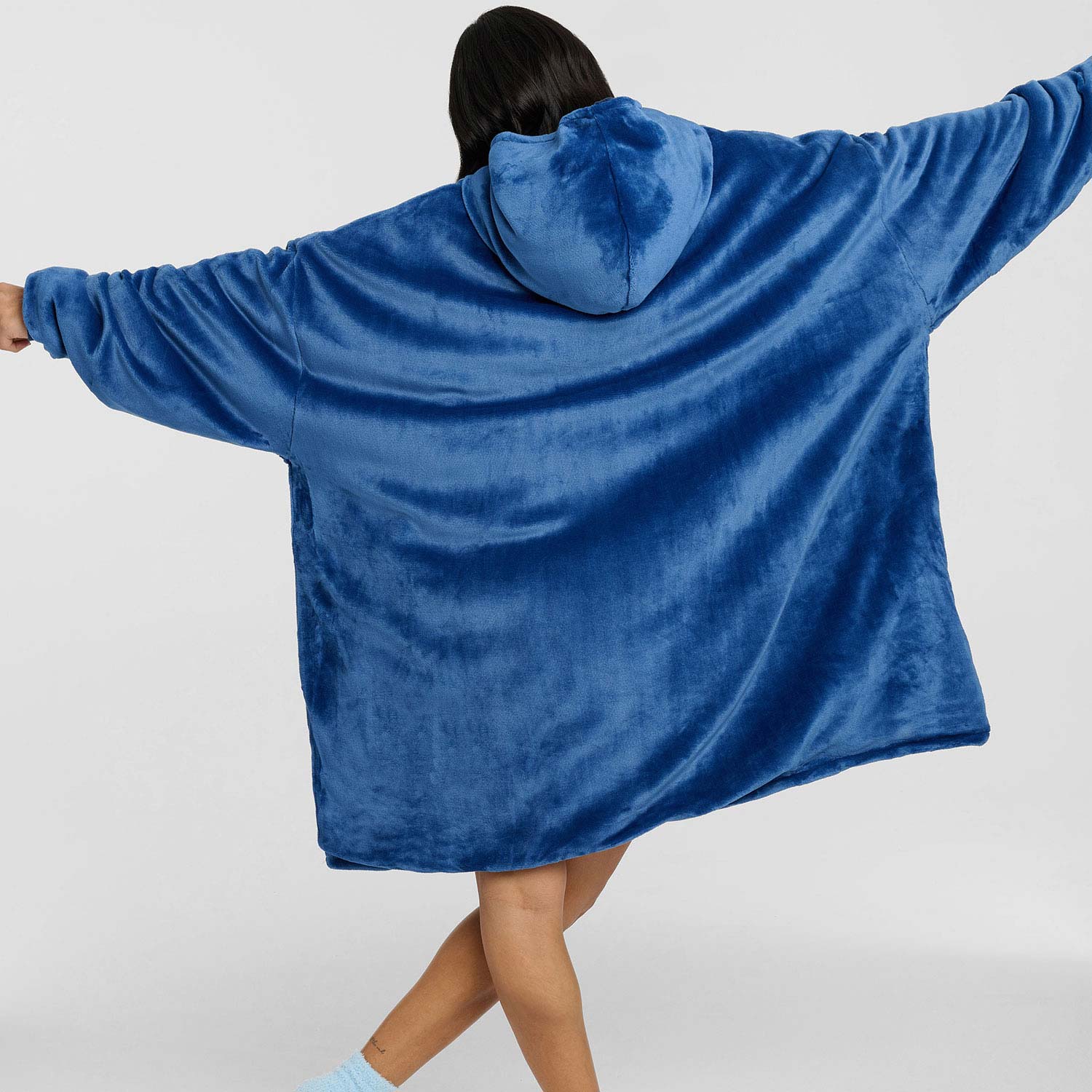 size: Alejandra is 172cm wearing a size OSFM