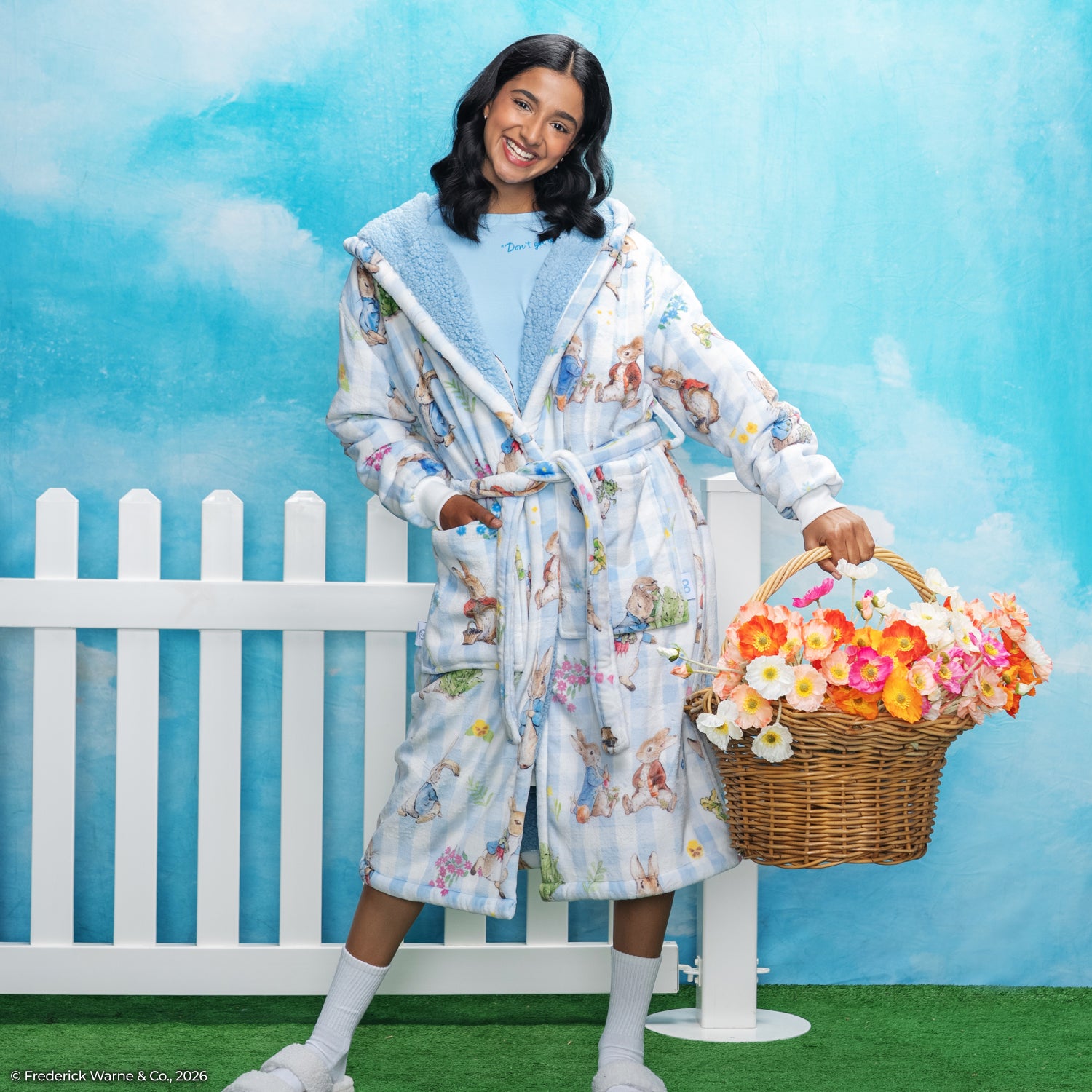 Peter Rabbit Sherpa Robe Licensed – The Oodie EU