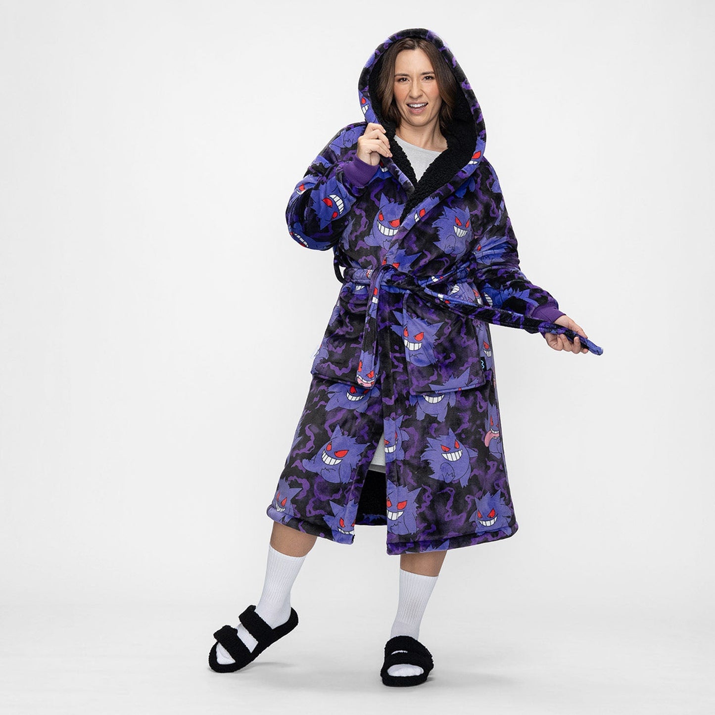 size: Mia is 170cm wearing a size S/M