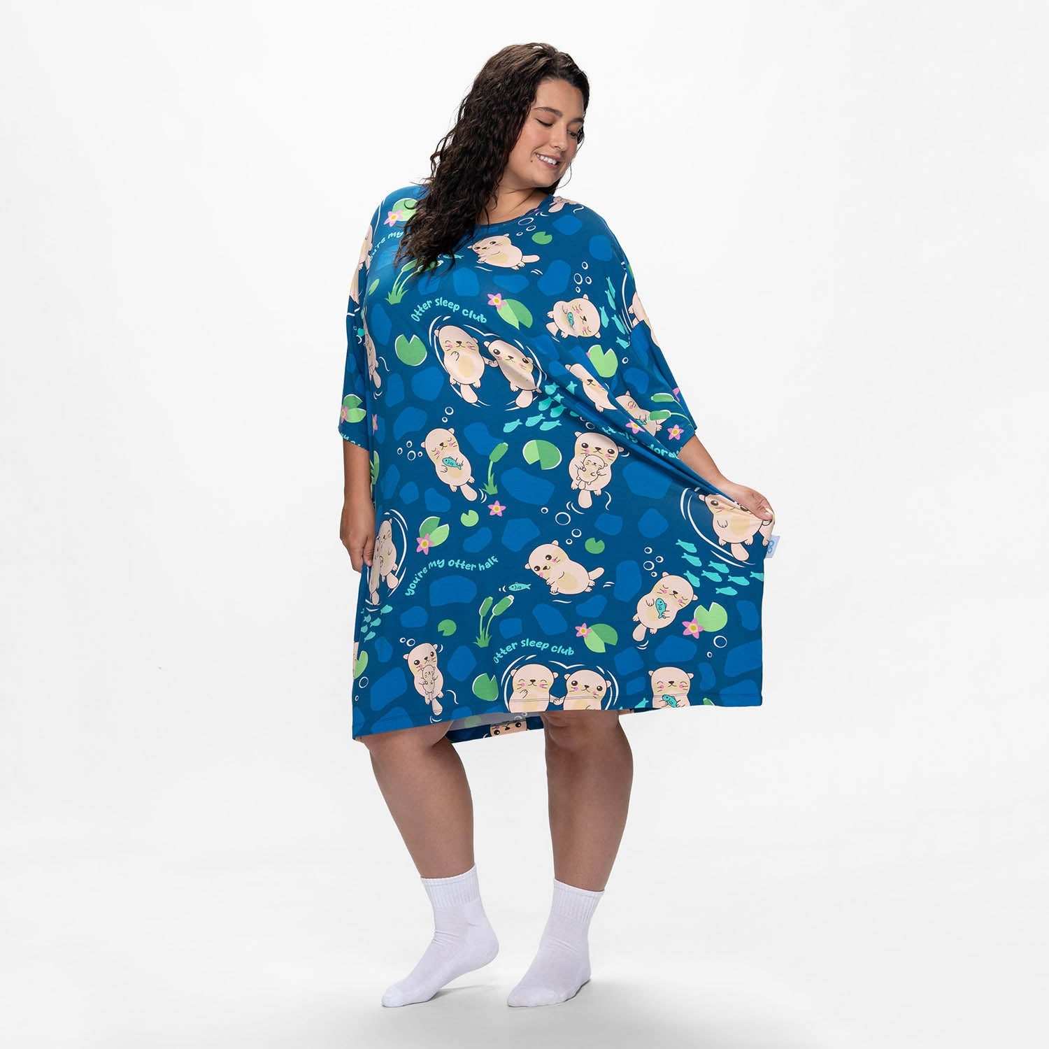 size: Aaliyah is 183cm wearing a size OSFM